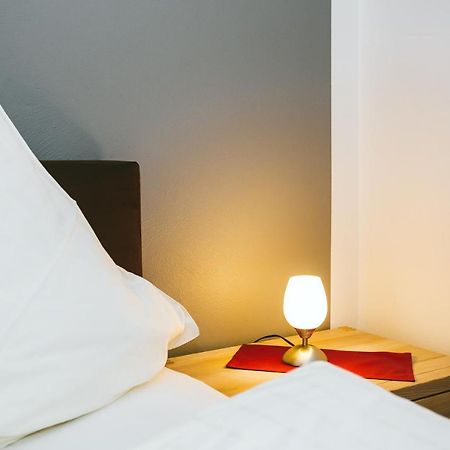 Schultes Landhaus 德尔布鲁克 外观 照片